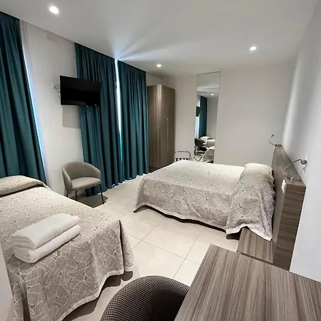 Hotel Nuova Grottella 3*